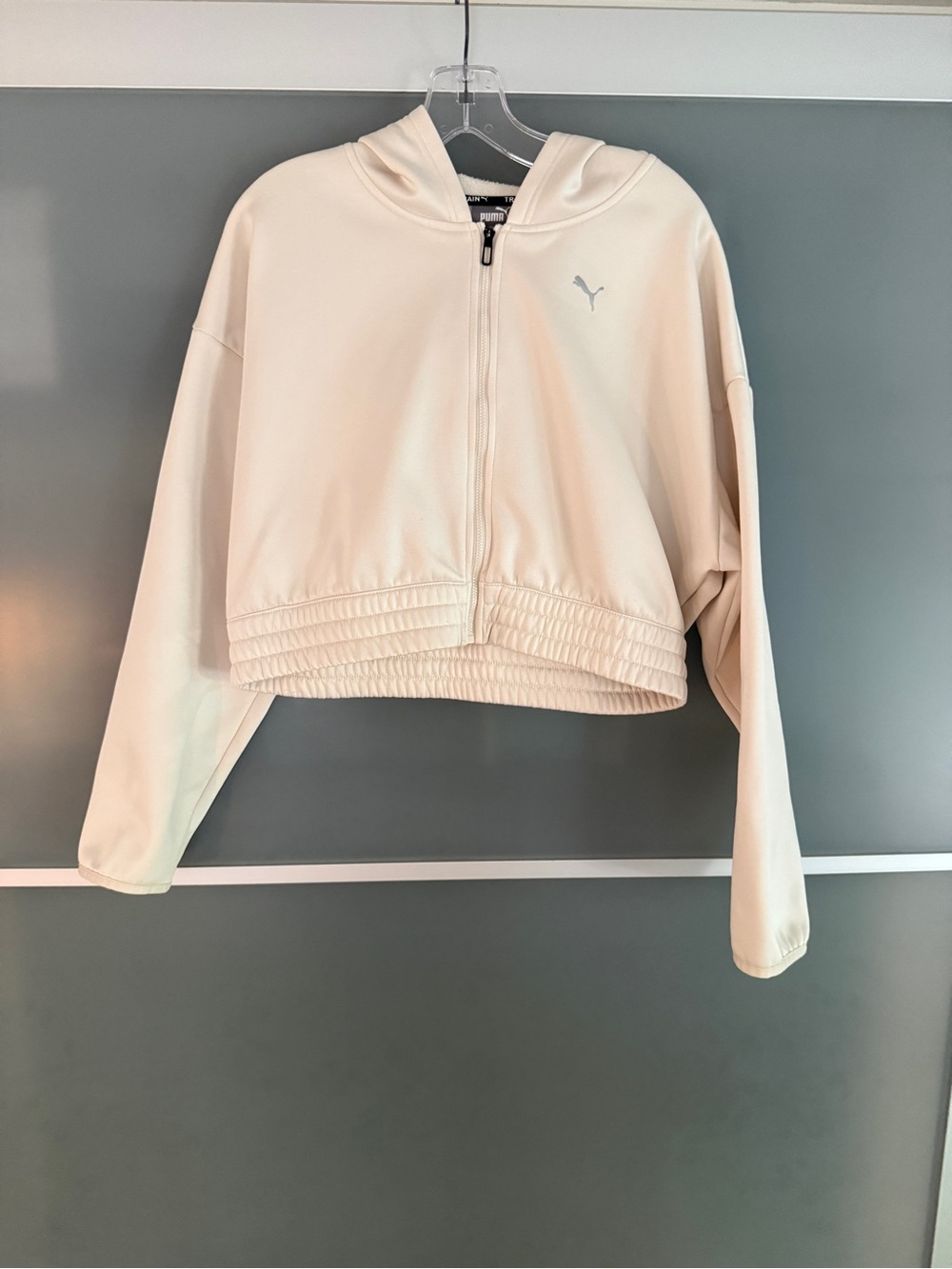 Puma Cropped Zippered Hoodie in Cream